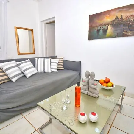 Angel By Beach Holiday home *